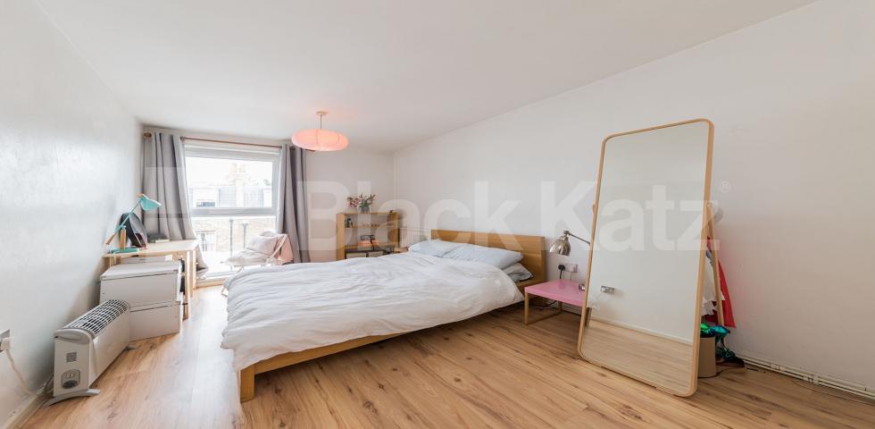 			NEW INSTRUCTION, 1 Bedroom, 1 bath, 1 reception Flat			 Elia Street, ANGEL N1